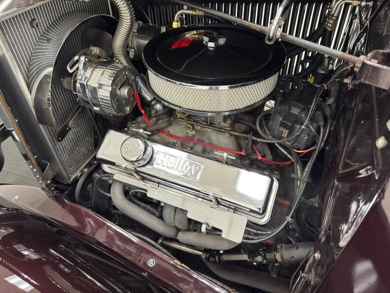 1932 Plymouth Deluxe