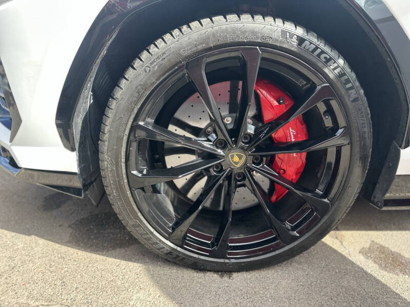 2021 Lamborghini Urus