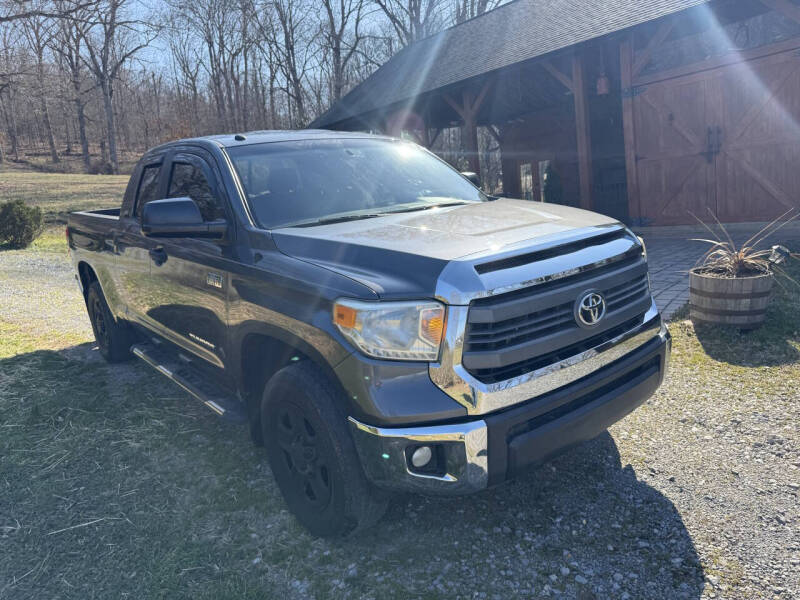 2014 Toyota Tundra SR5