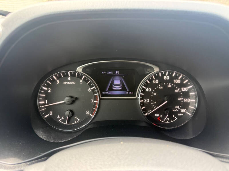 2016 Nissan Pathfinder S
