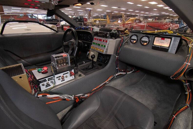 1981 DeLorean DMC-12
