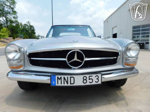 1965 Mercedes-Benz SL-Class