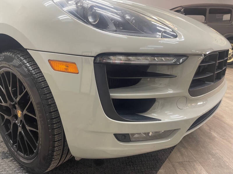 2017 Porsche Macan GTS