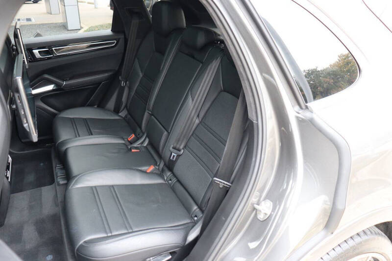 2020 Porsche Cayenne Turbo