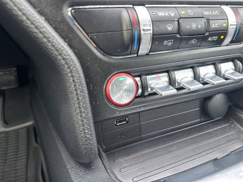 2022 Ford Mustang Mach 1