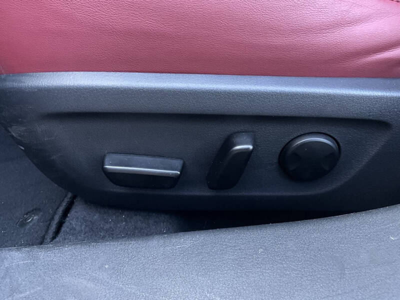 2025 Mazda Mazda3 Sedan 2.5 S Carbon Edition