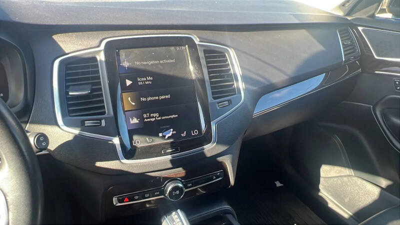 2019 Volvo XC90 T5 Momentum