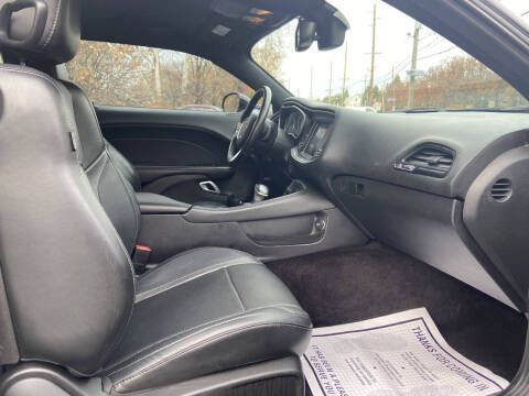 2016 Dodge Challenger SXT