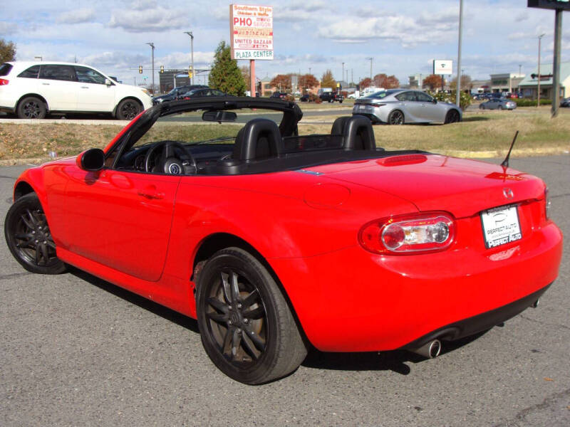 2015 Mazda MX-5 Miata Sport