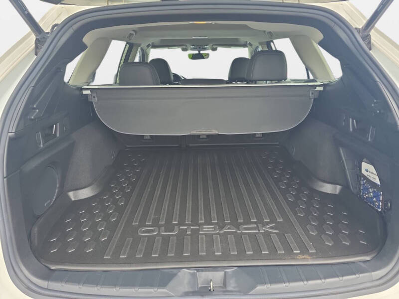 2021 Subaru Outback Limited XT