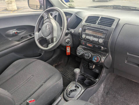 2009 Scion xD