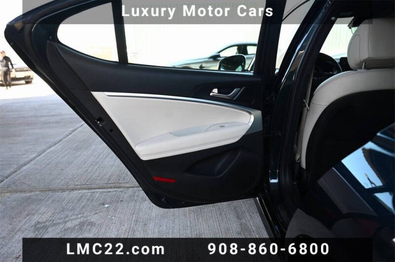 2024 Genesis G70