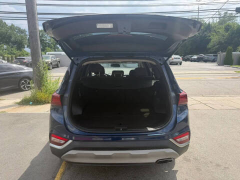 2019 Hyundai Santa Fe SE 2.4L