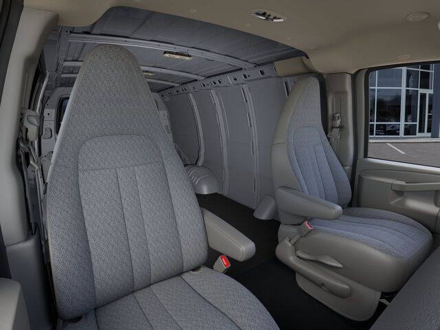 2025 Chevrolet Express 2500