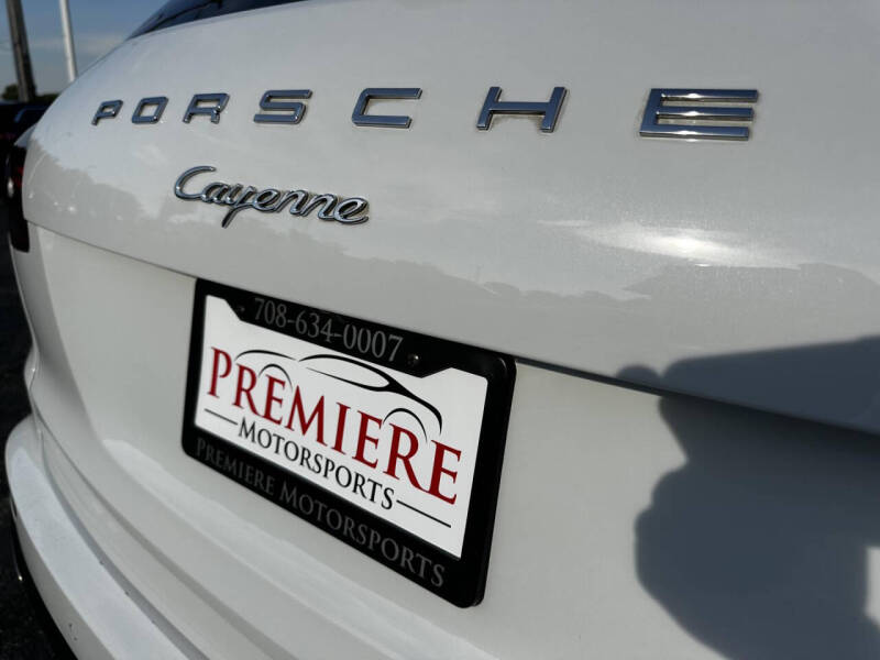 2018 Porsche Cayenne Platinum Edition