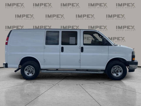 2023 GMC Savana 2500
