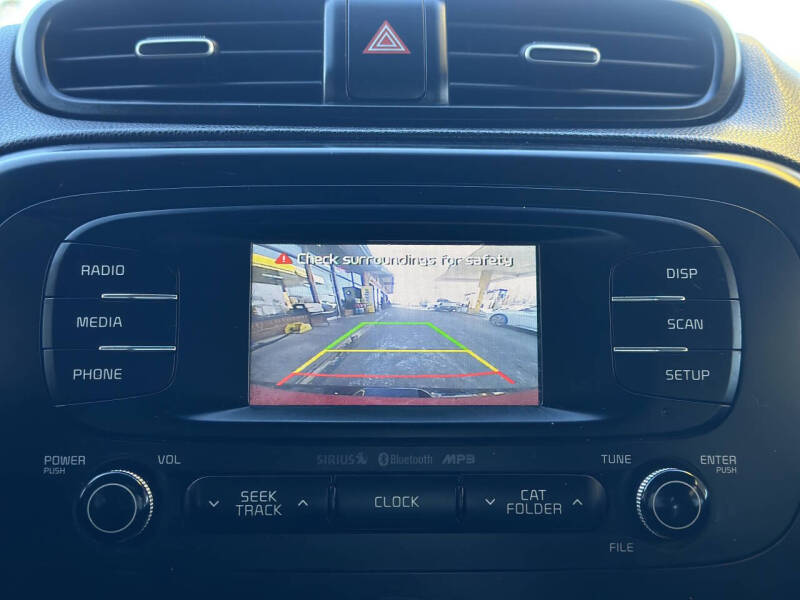 2016 Kia Soul +