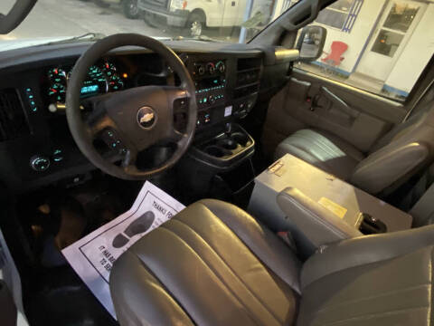 2016 Chevrolet Express 2500