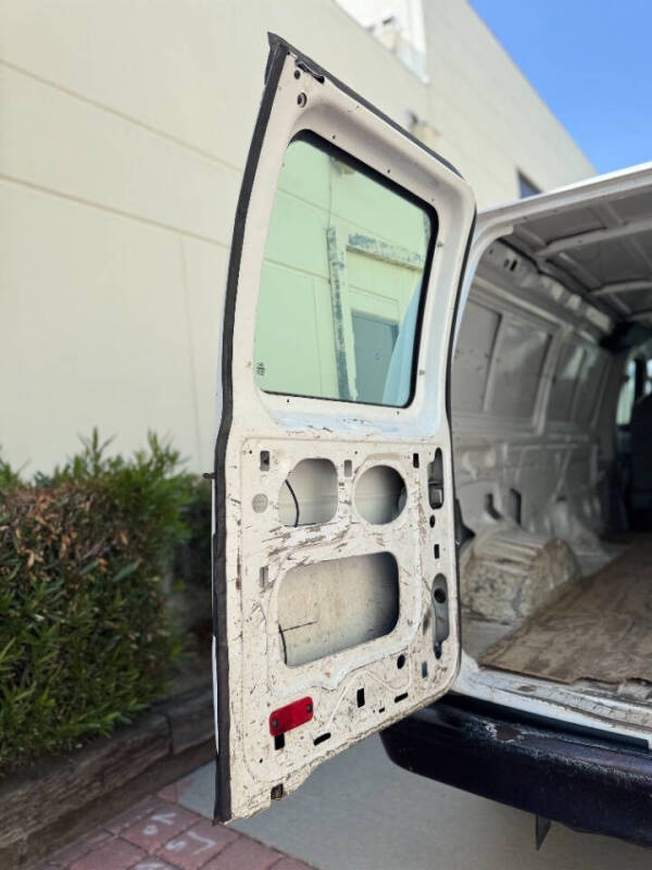 2011 Ford E-Series E-150