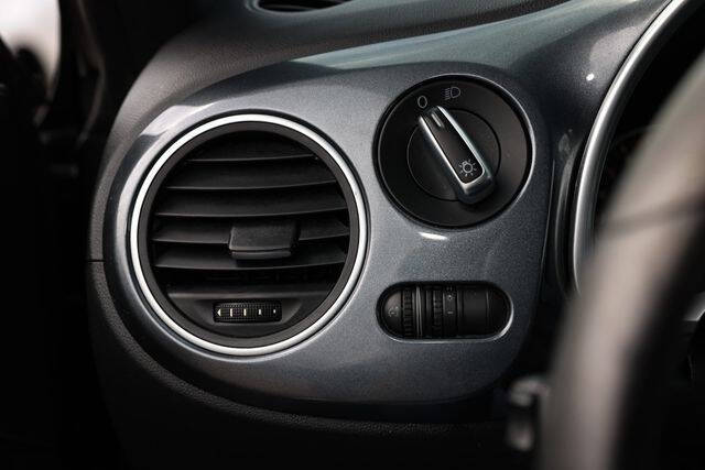 2012 Volkswagen Beetle