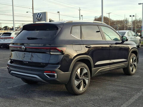 2026 Volkswagen Taos SE 4Motion