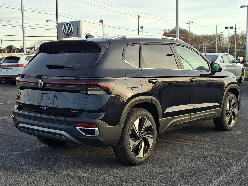 2026 Volkswagen Taos SE 4Motion