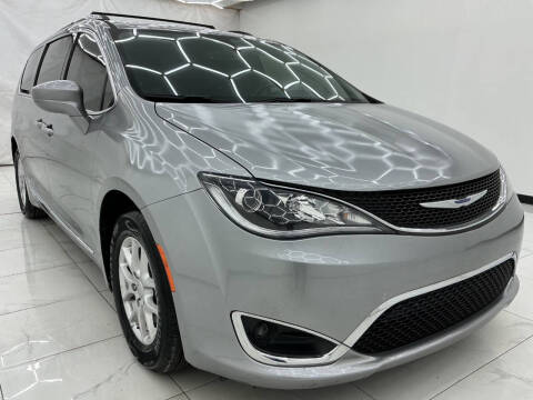 2020 Chrysler Pacifica Touring L