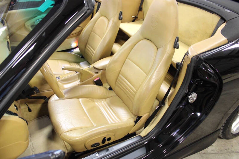 2002 Porsche 911 Carrera