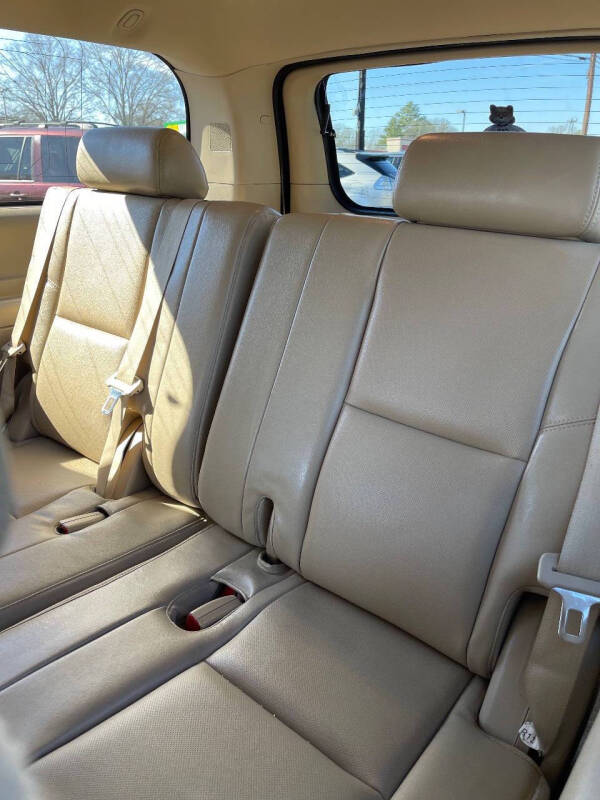 2013 Chevrolet Suburban LTZ