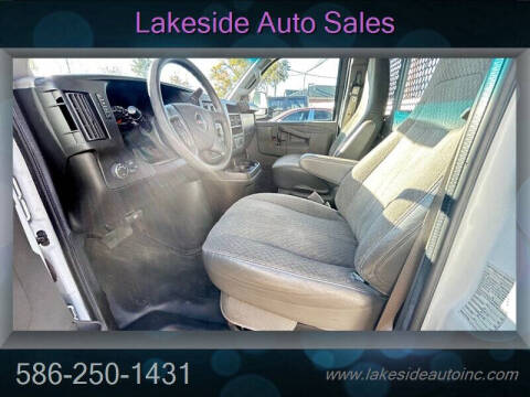 2017 GMC Savana 2500