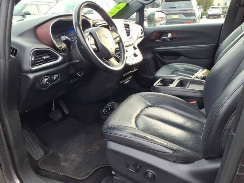 2020 Chrysler Pacifica Touring L