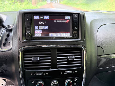 2014 Dodge Grand Caravan American Value Package