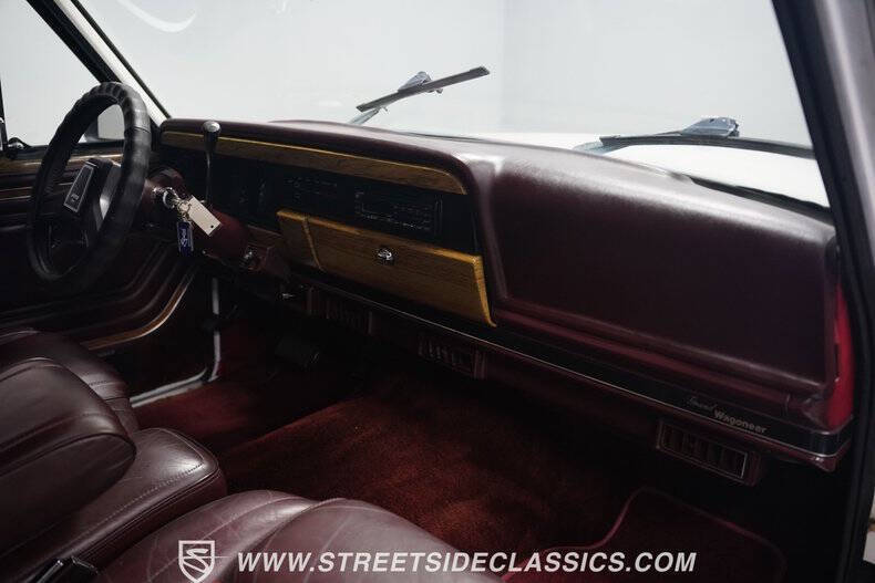 1988 Jeep Grand Wagoneer