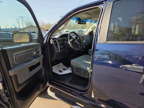 2016 RAM 1500 SLT