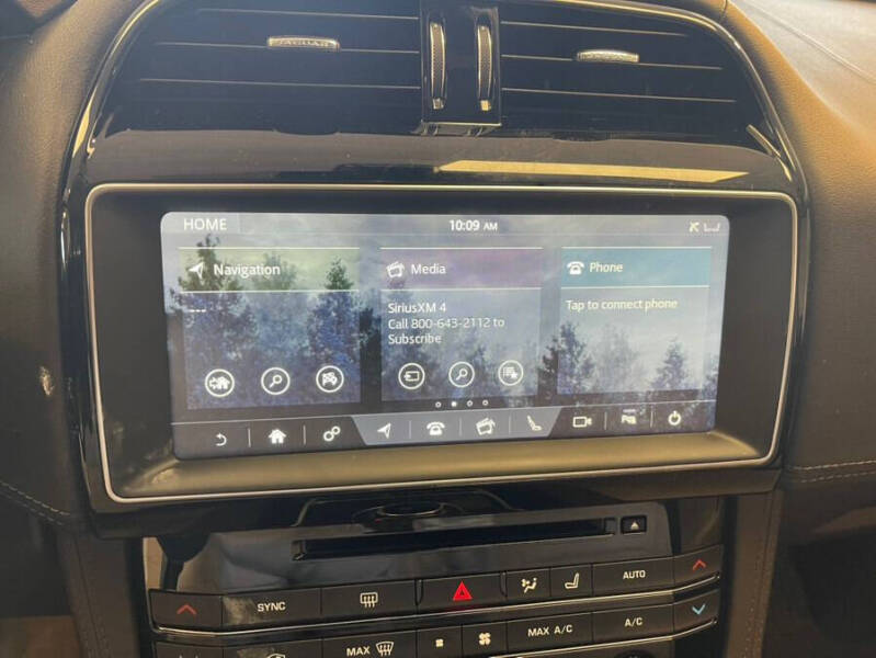 2019 Jaguar F-PACE 30t Prestige