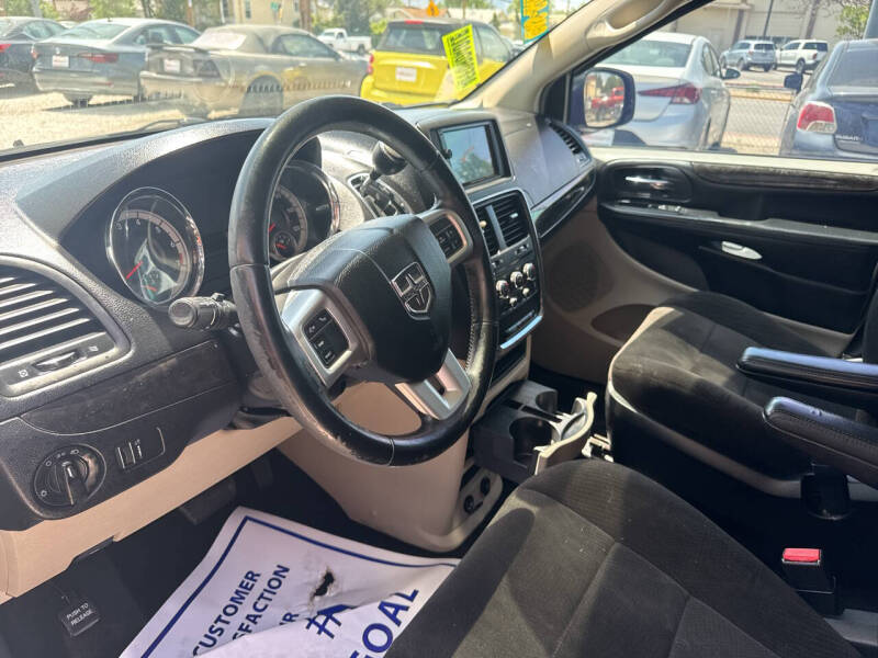 2012 Dodge Grand Caravan American Value Package