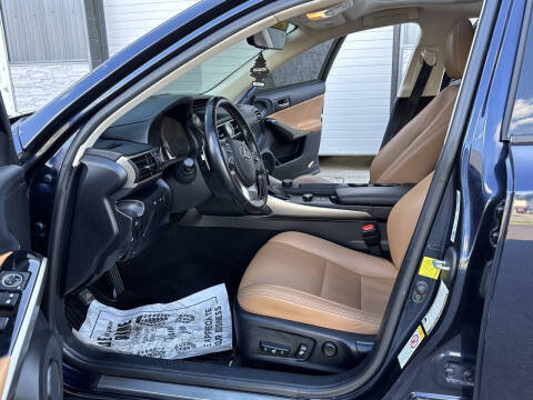 2017 Lexus IS 300