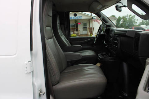 2025 GMC Savana 2500