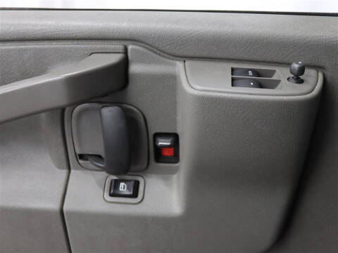 2022 Chevrolet Express 2500