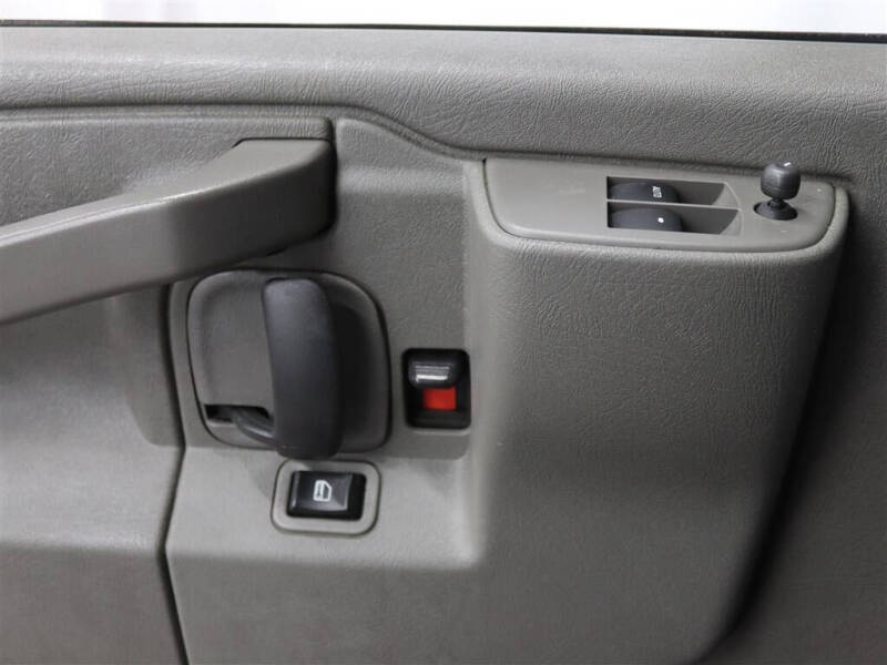 2022 Chevrolet Express 2500