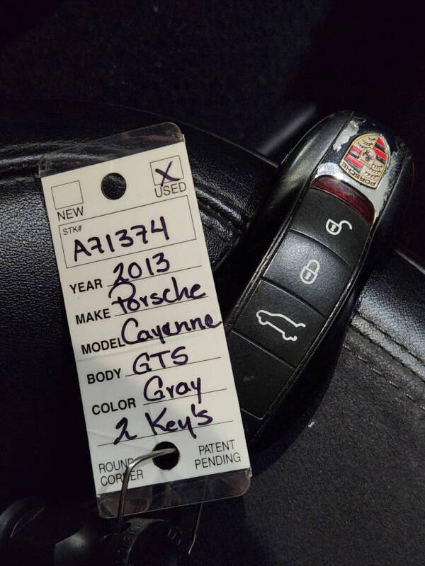 2013 Porsche Cayenne GTS