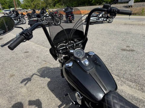 2016 Harley-Davidson FXDF103 -