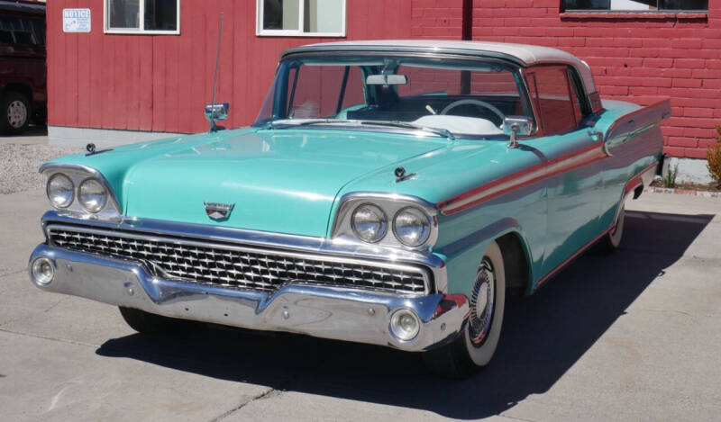 1959 Ford Skyliner