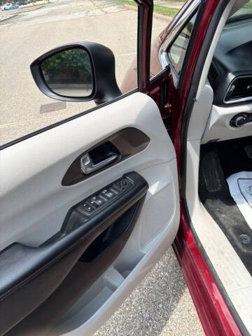 2019 Chrysler Pacifica LX