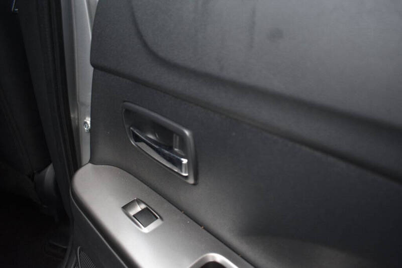 2023 Mitsubishi Outlander Sport