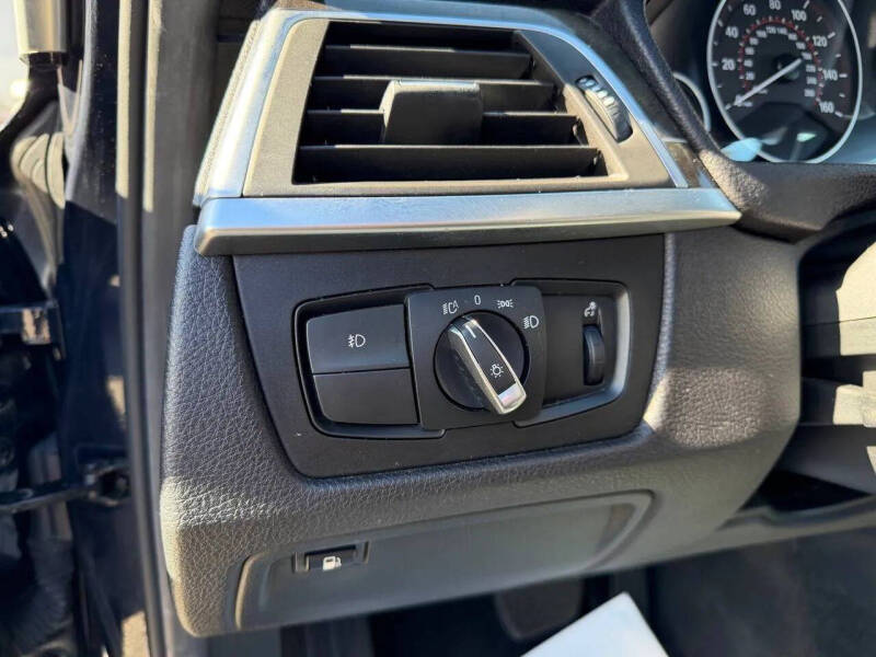 2017 BMW 3 Series 330e iPerformance