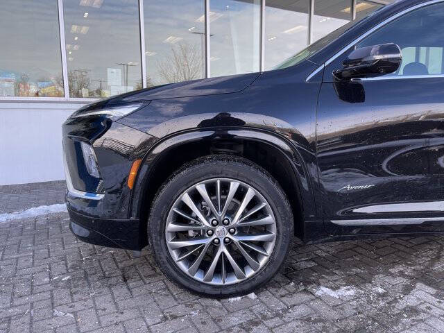 2025 Buick Enclave Avenir