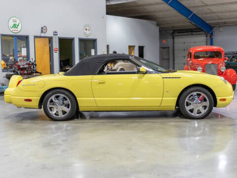 2002 Ford Thunderbird Deluxe