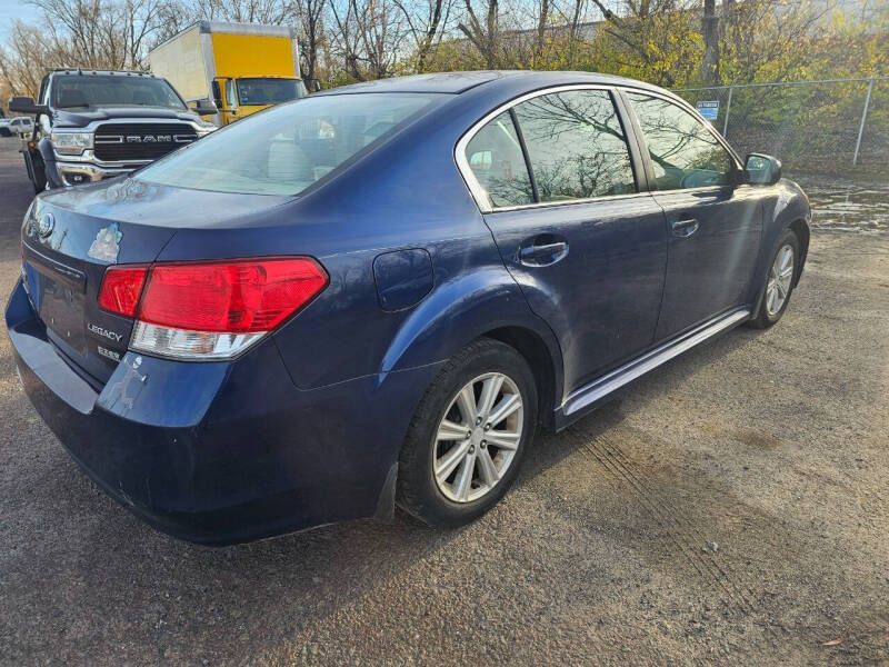 2010 Subaru Legacy 2.5i Premium
