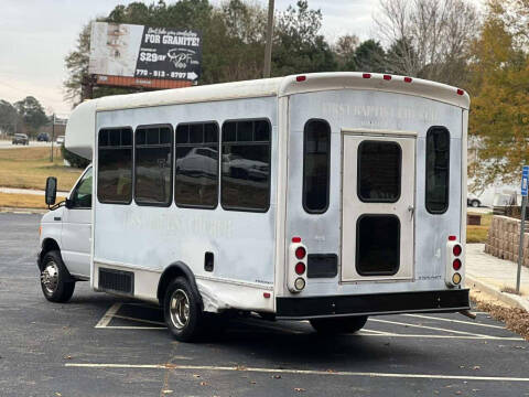 2006 Ford E-Series E-450 SD